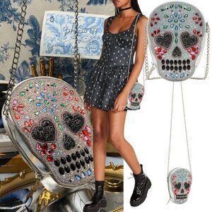 🆕 BETSEY JOHNSON 🧿 NWOT Bone-Jour Sugar Skull Crossbody Bag, Silver & Rainbow